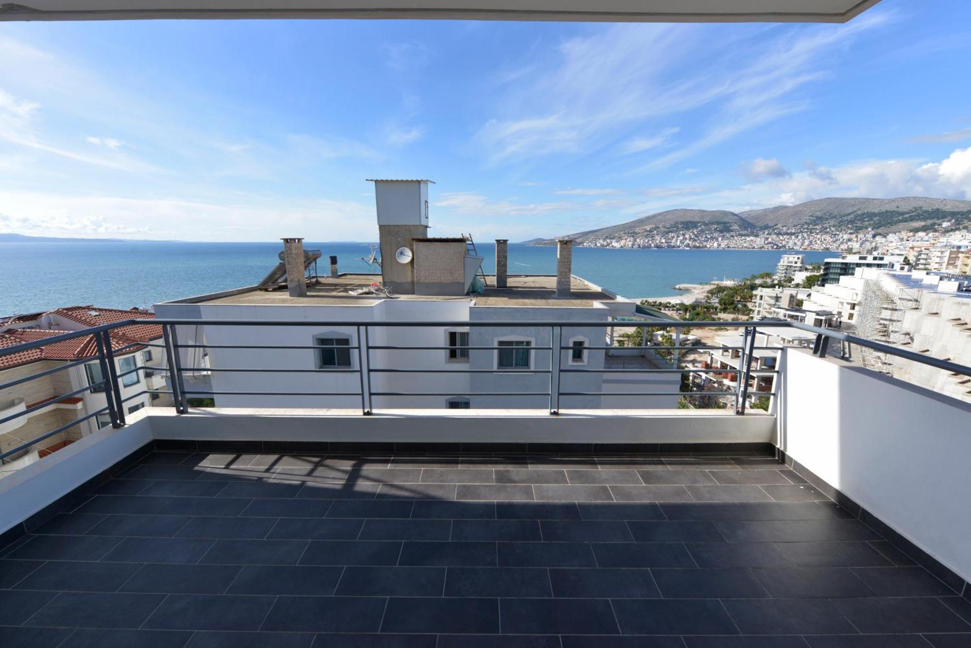 Apt Sarandë Buitenkant foto